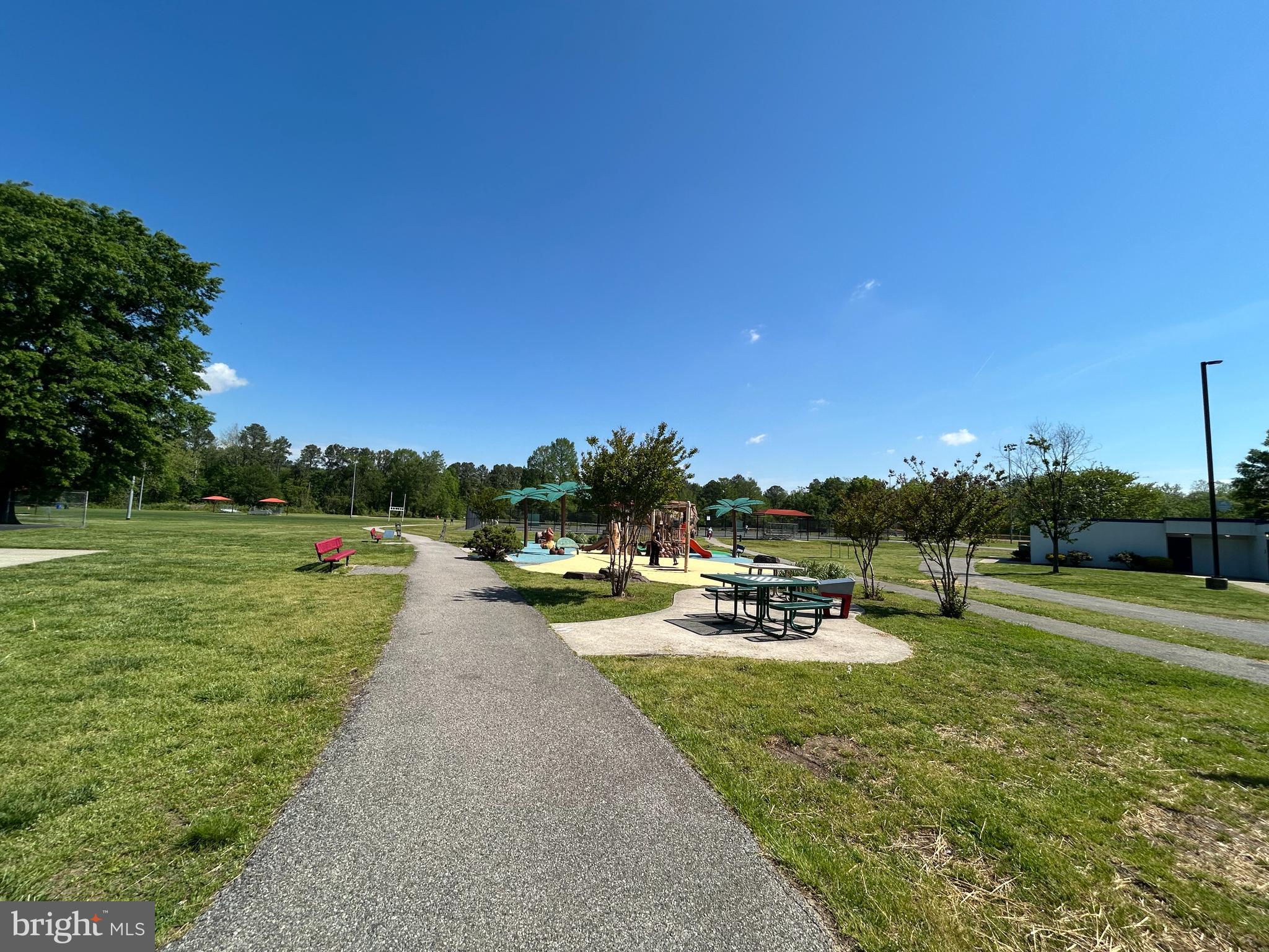 CHANEYS CHOICE - Residential