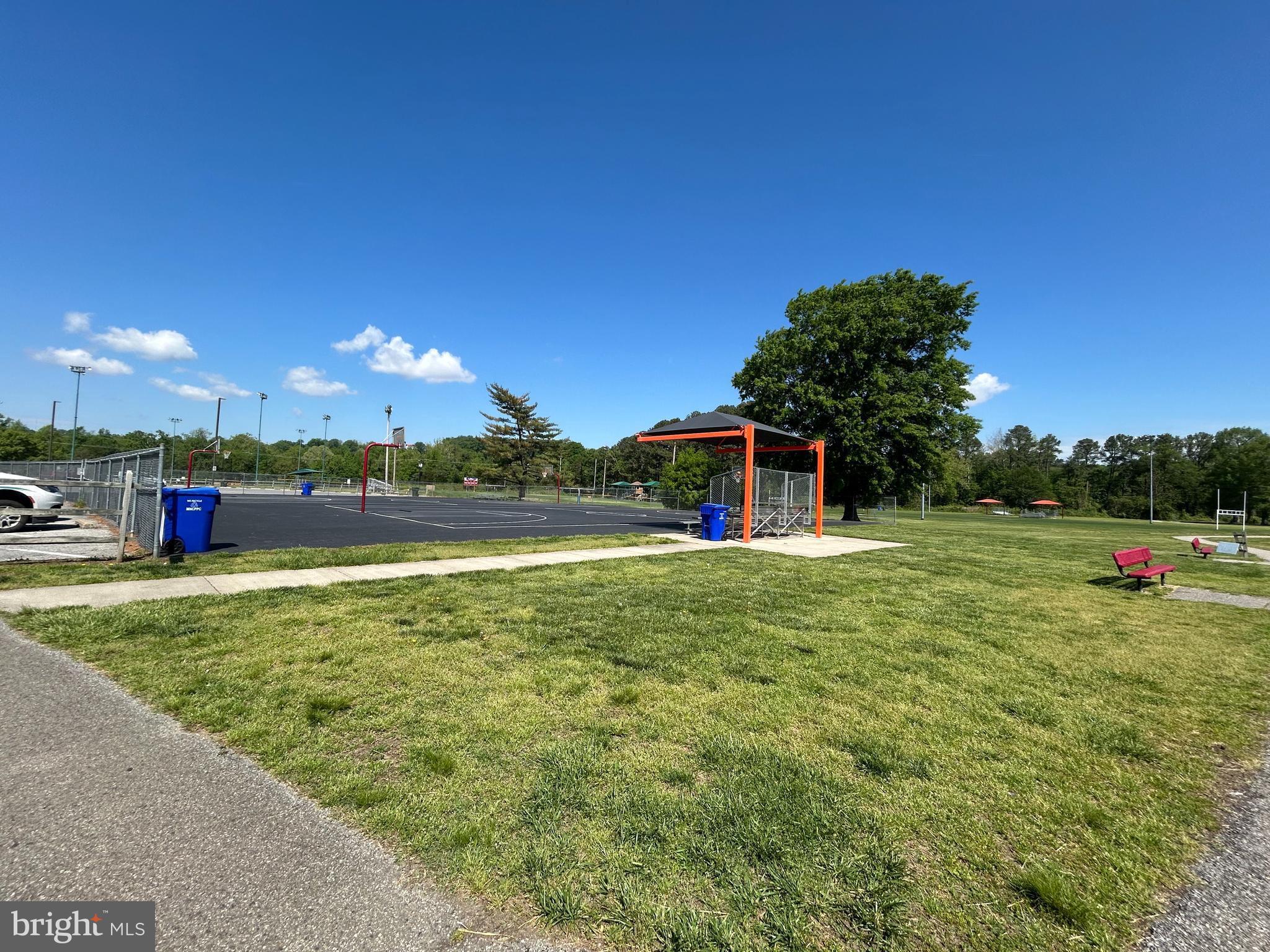 CHANEYS CHOICE - Residential