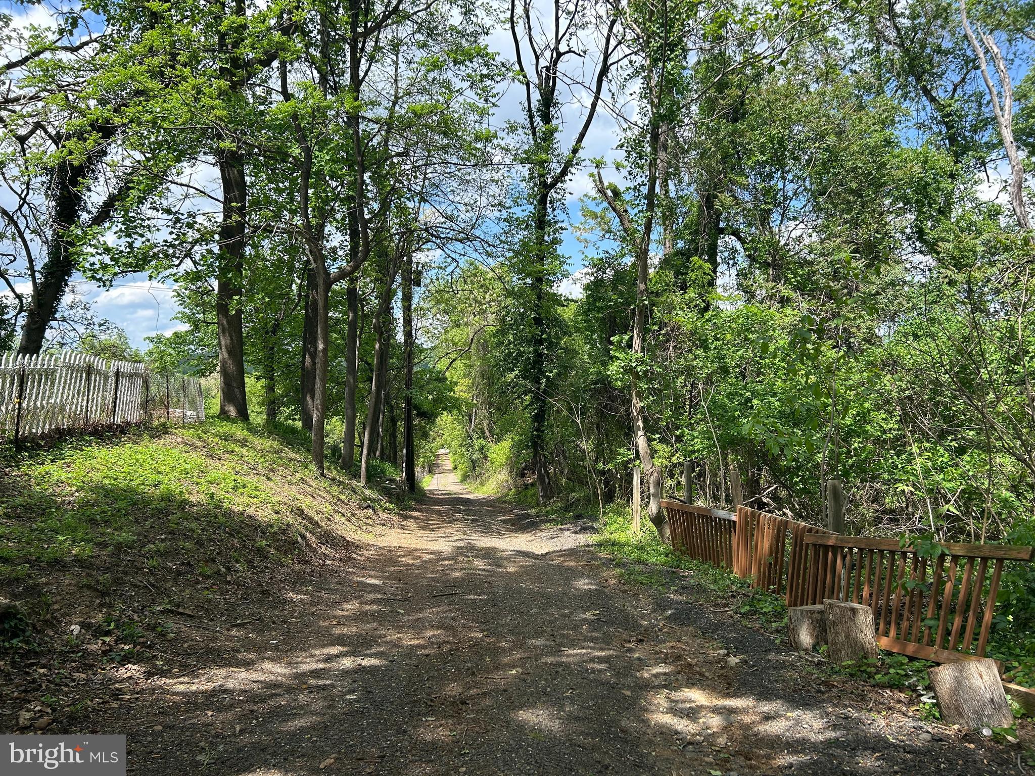 1701 FERGUSON LANE
