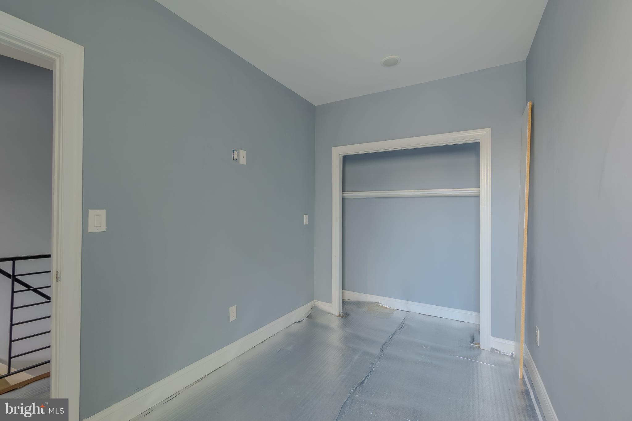 WHITMAN - Residential