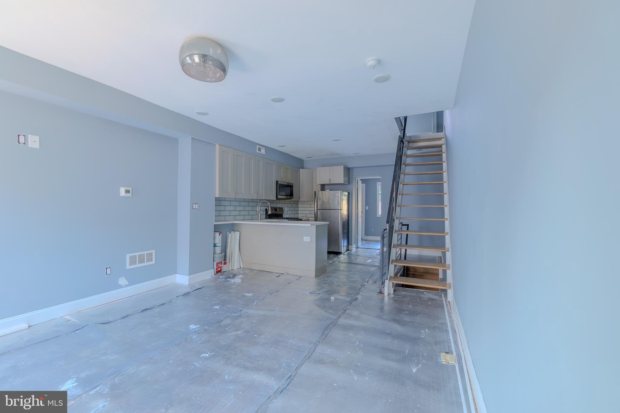 WHITMAN - Residential