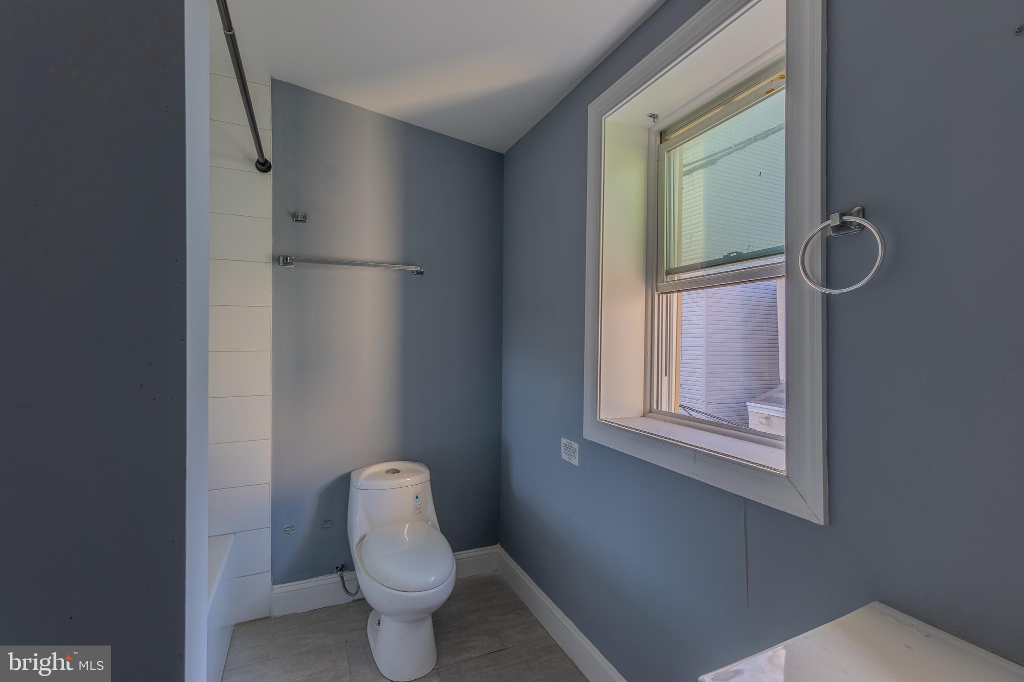 WHITMAN - Residential