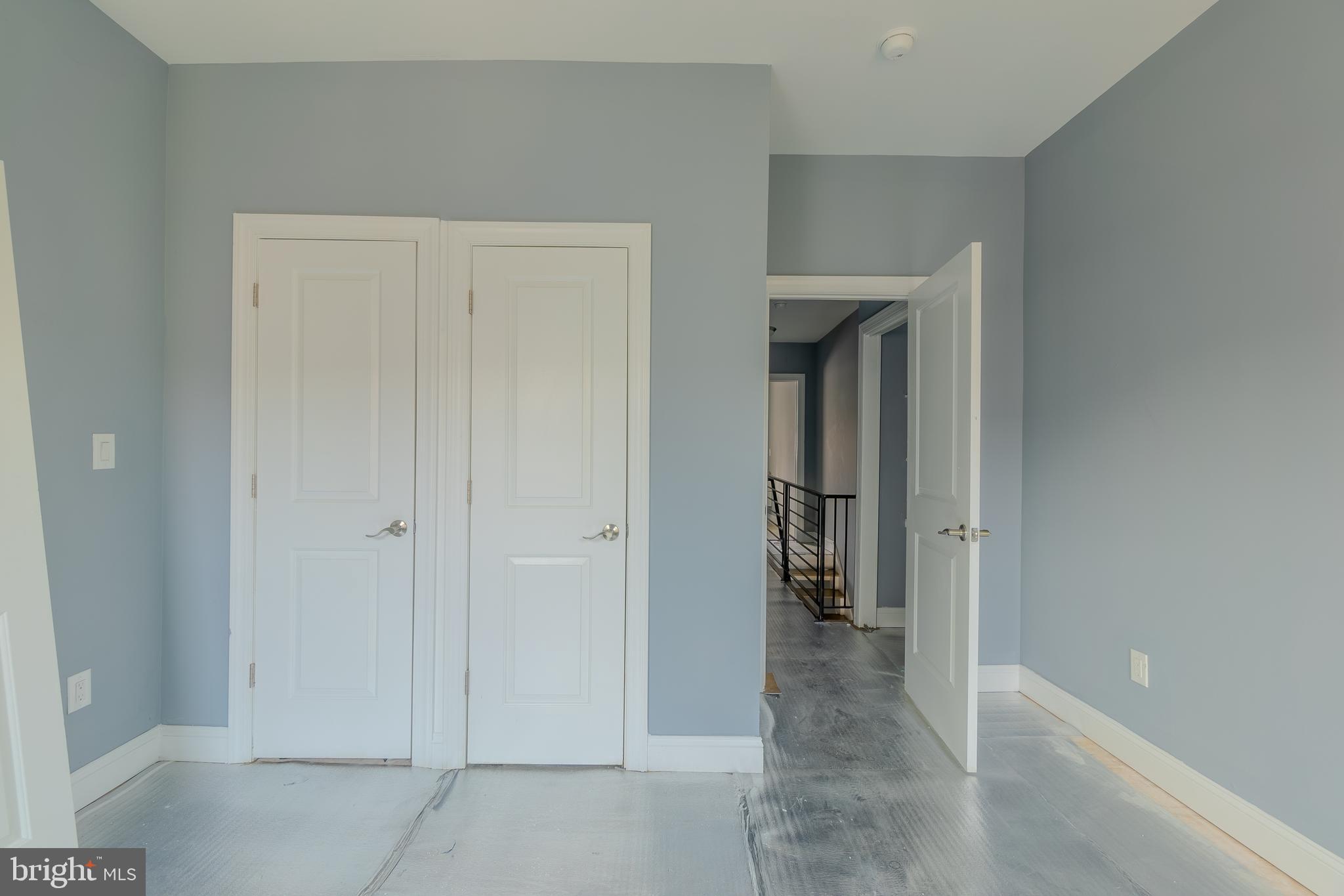 WHITMAN - Residential