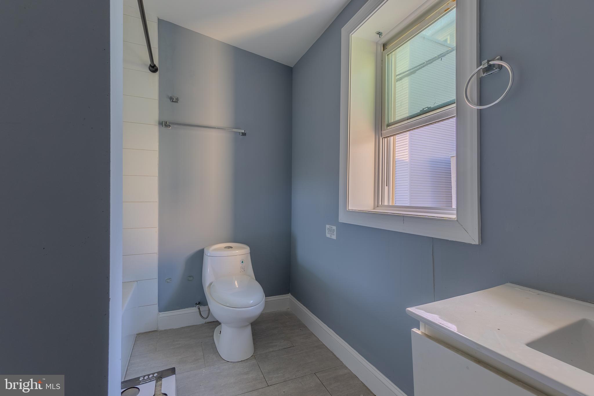 WHITMAN - Residential