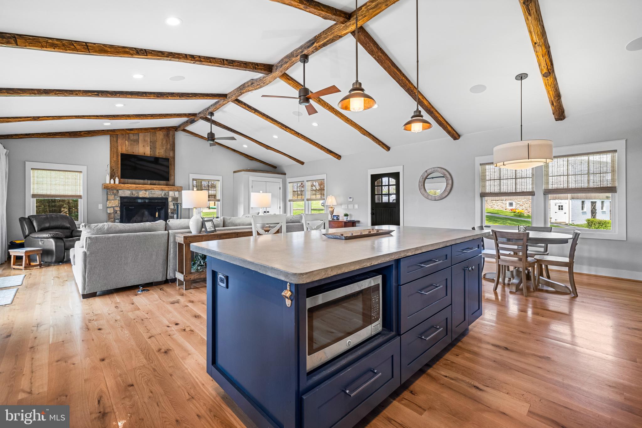 FREELAND - Residential