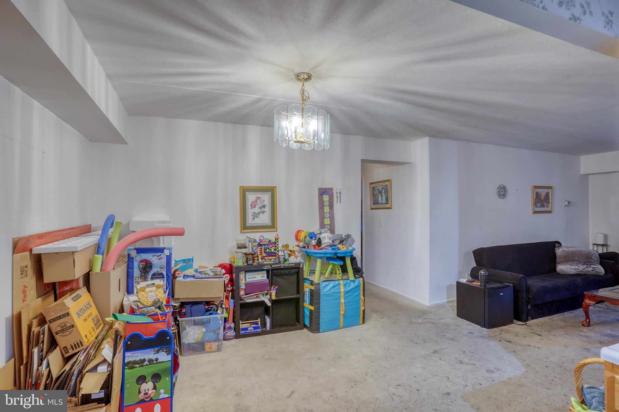 VILLA BELMONT - Residential