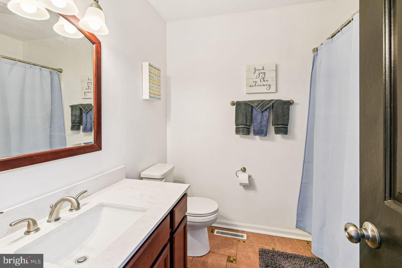 HUNTERS MILL - Residential