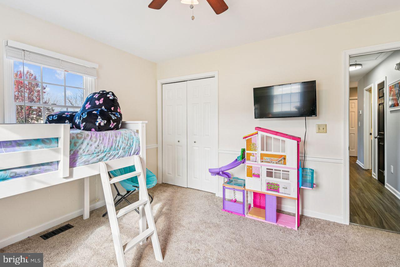 HUNTERS MILL - Residential