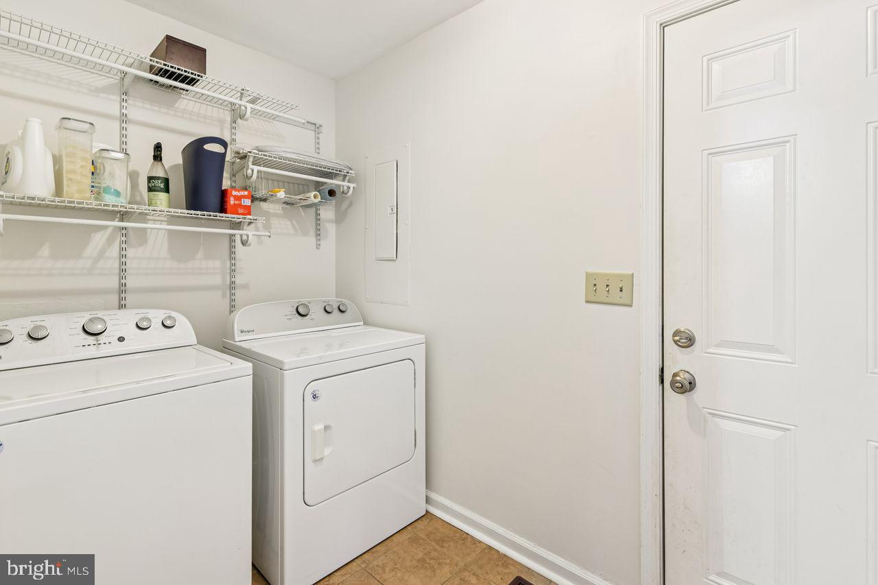 HUNTERS MILL - Residential