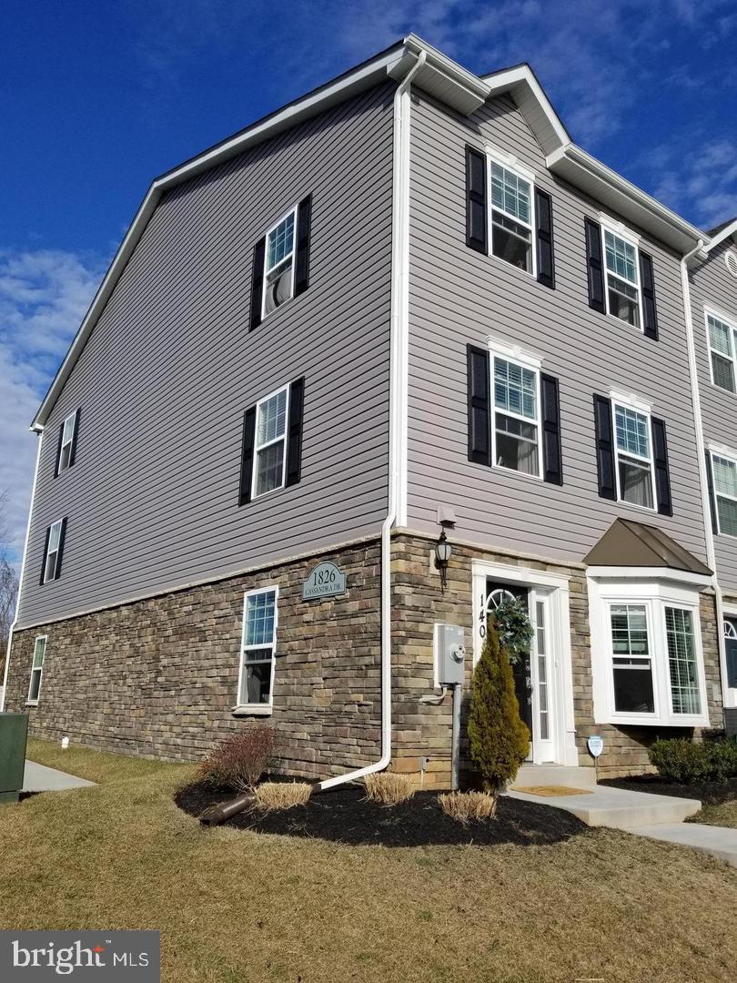 RESERVOIR RIDGE - Residential