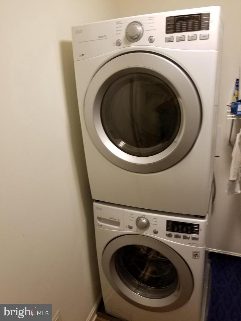 RESERVOIR RIDGE - Residential