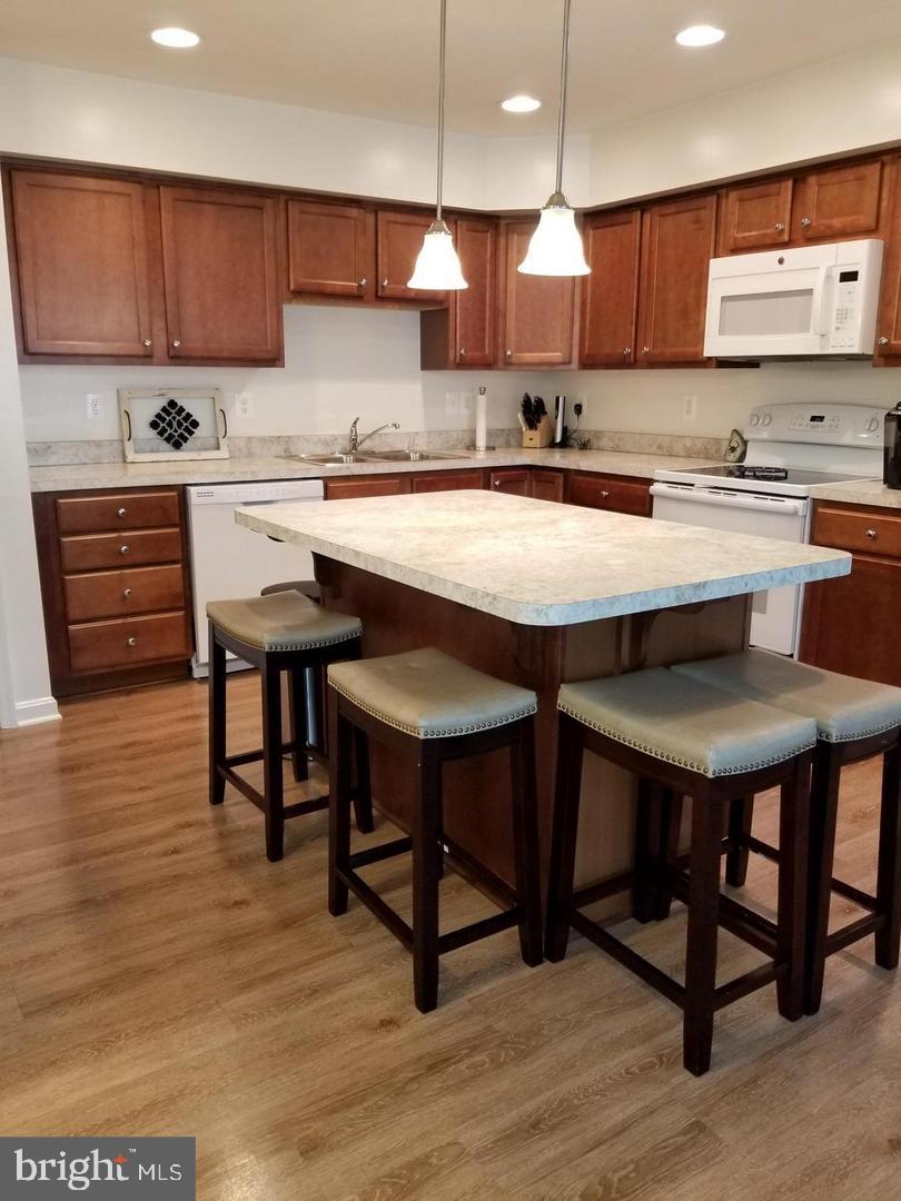 RESERVOIR RIDGE - Residential