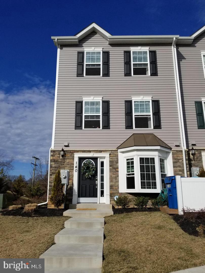 RESERVOIR RIDGE - Residential