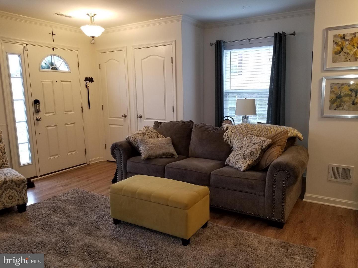 RESERVOIR RIDGE - Residential