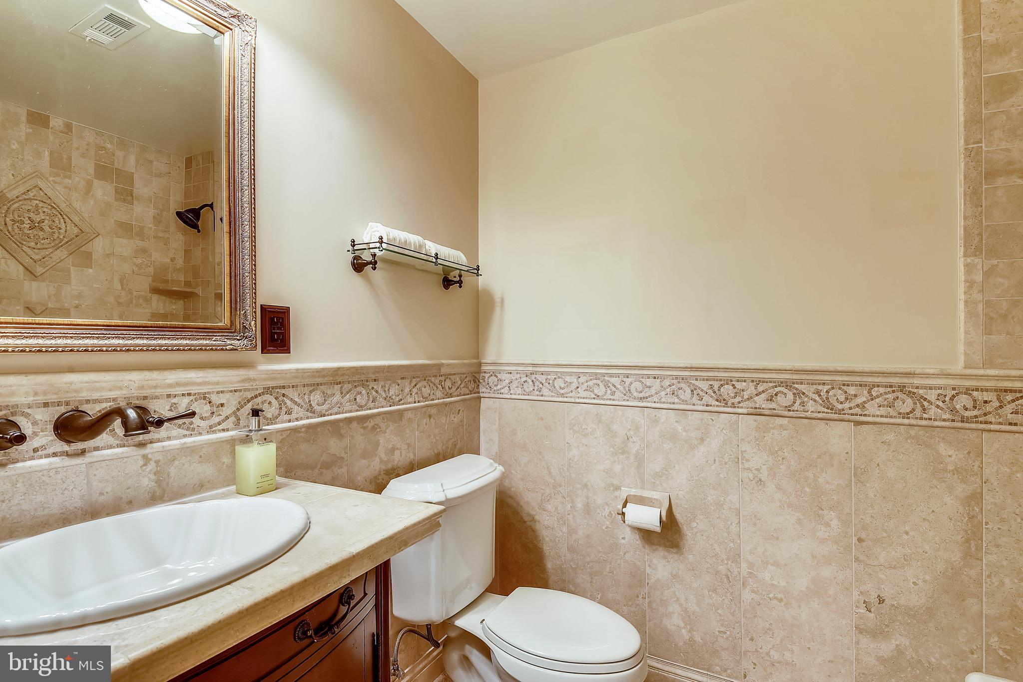 PITT MEWS - Residential