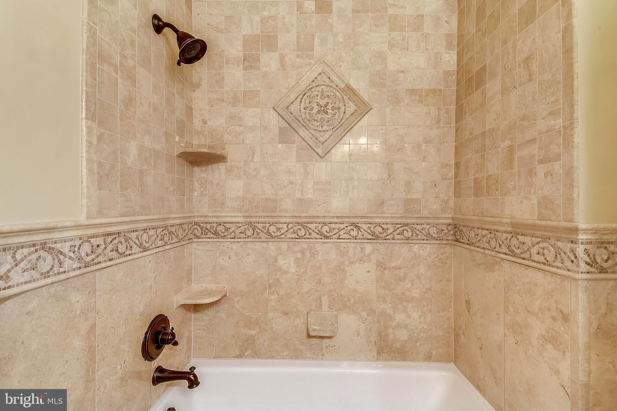 PITT MEWS - Residential