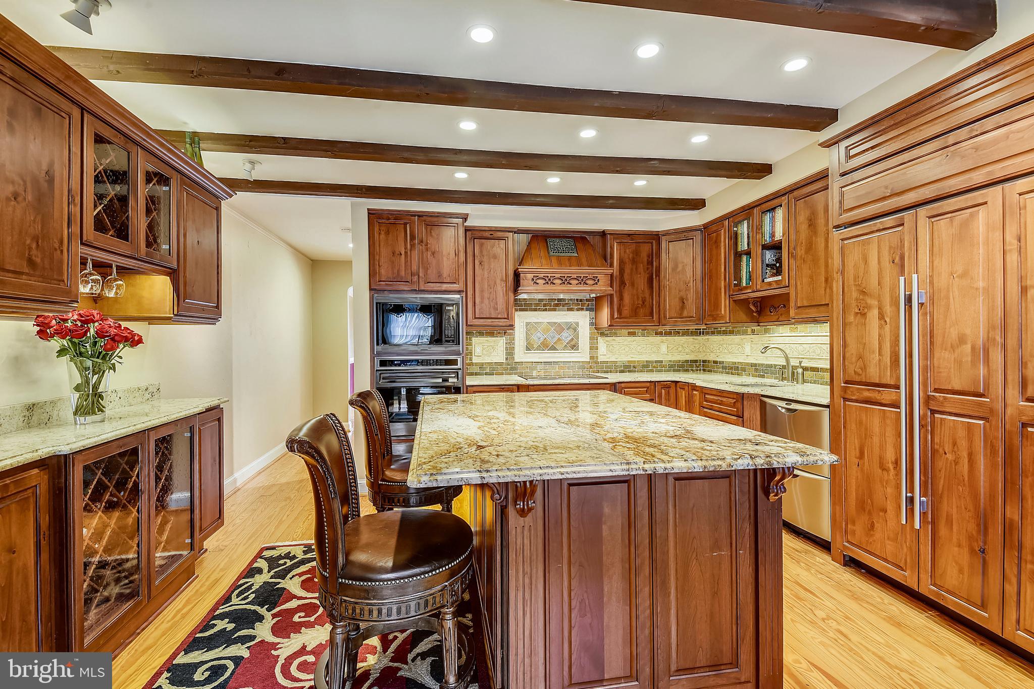 PITT MEWS - Residential