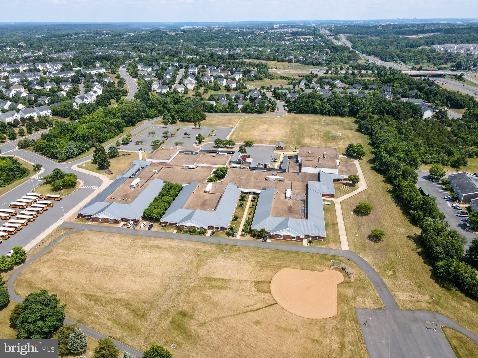 POTOMAC STATION - Residential