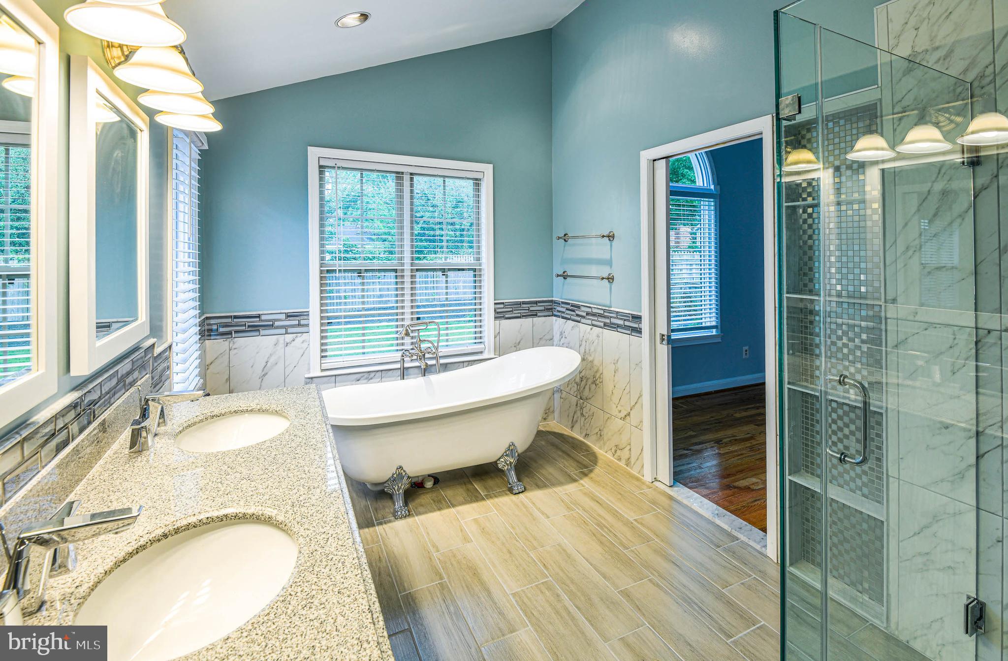 STRATTON WOODS - Residential Lease