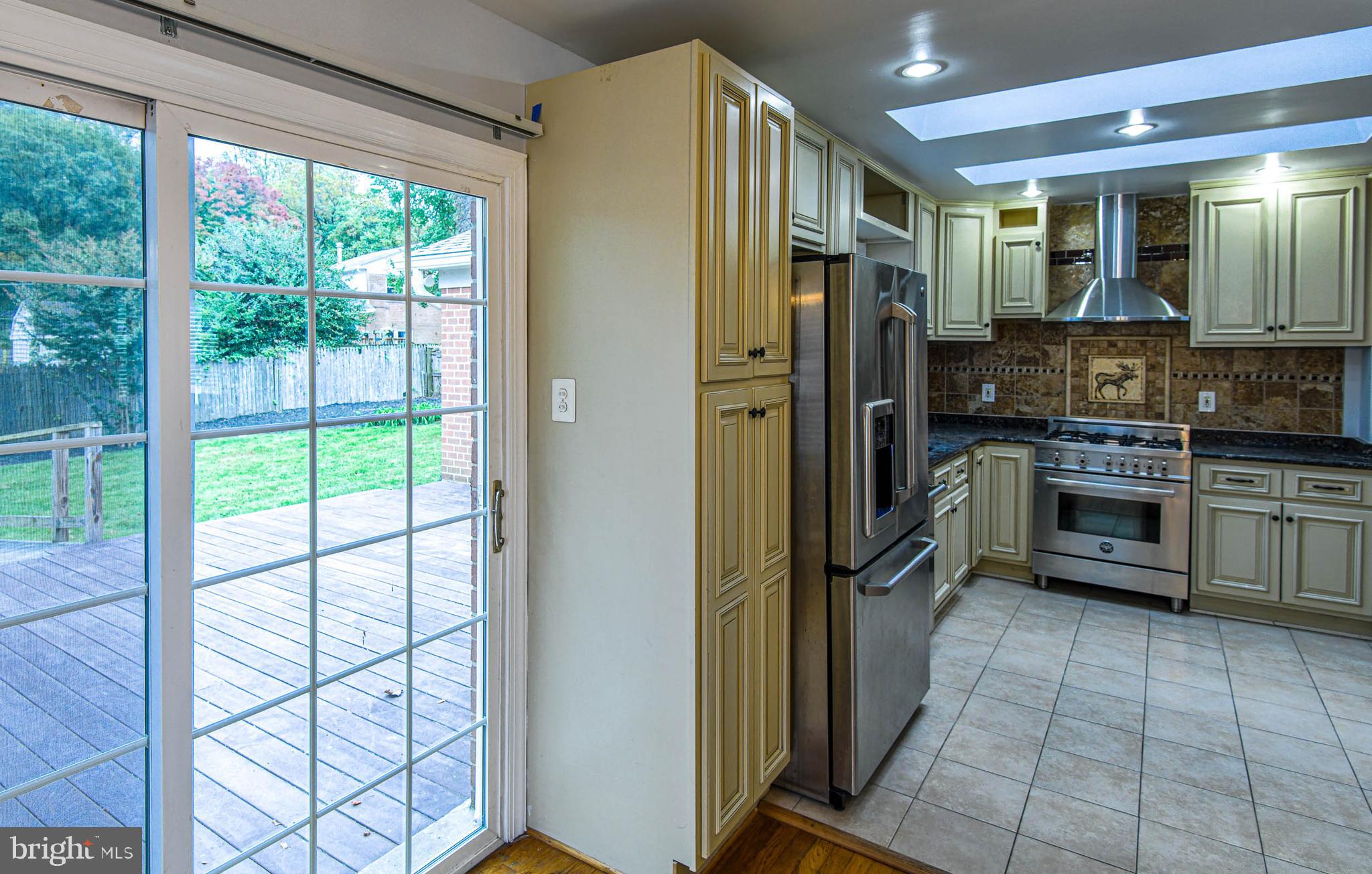 STRATTON WOODS - Residential Lease