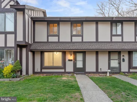 100 Bayberry Court, Lumberton, NJ MLS: NJBL2085312