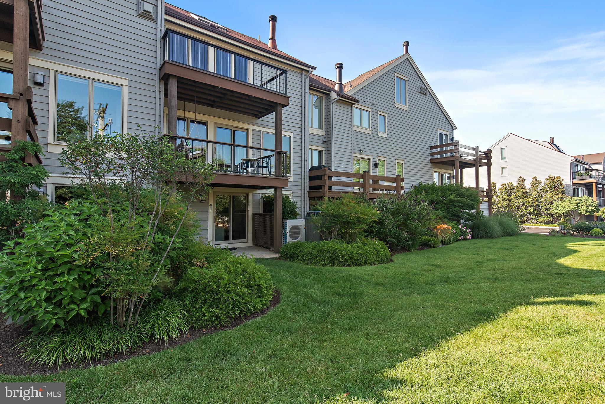 CHESAPEAKE LANDING - Residential