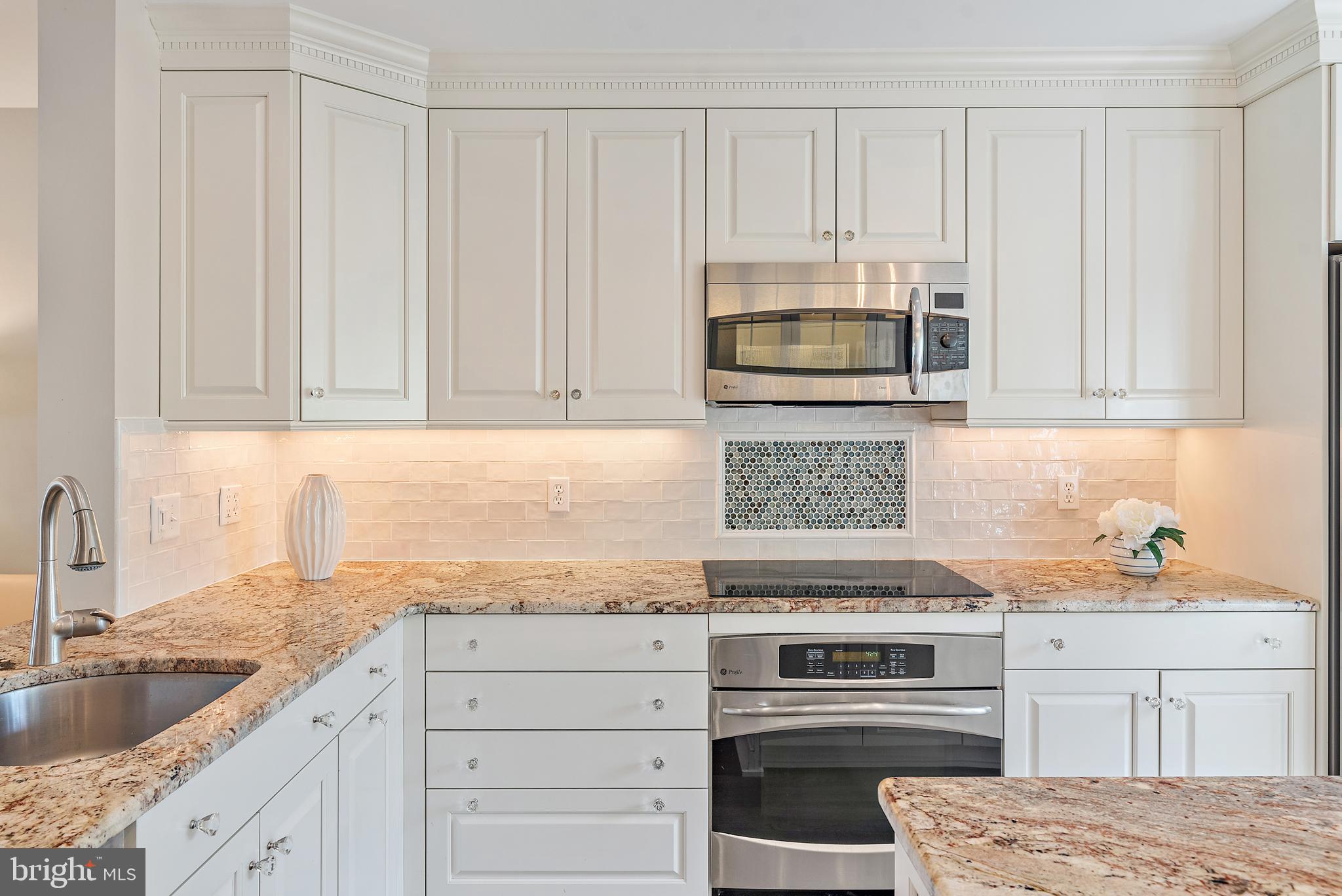 CHESAPEAKE LANDING - Residential