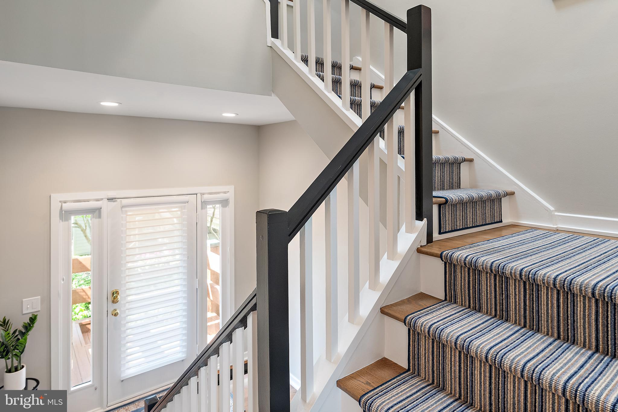 CHESAPEAKE LANDING - Residential