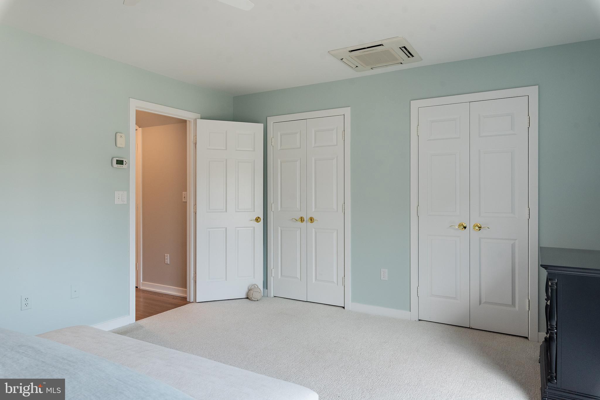 CHESAPEAKE LANDING - Residential