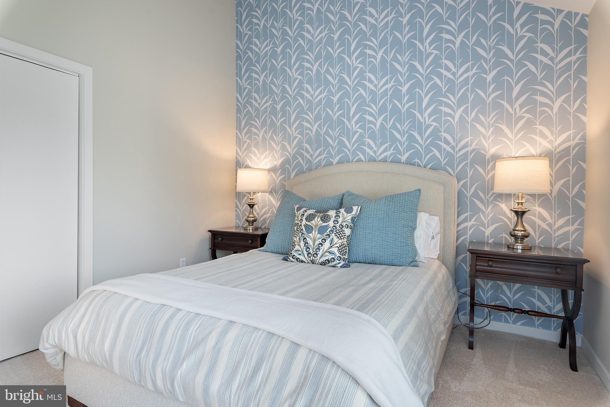 CHESAPEAKE LANDING - Residential