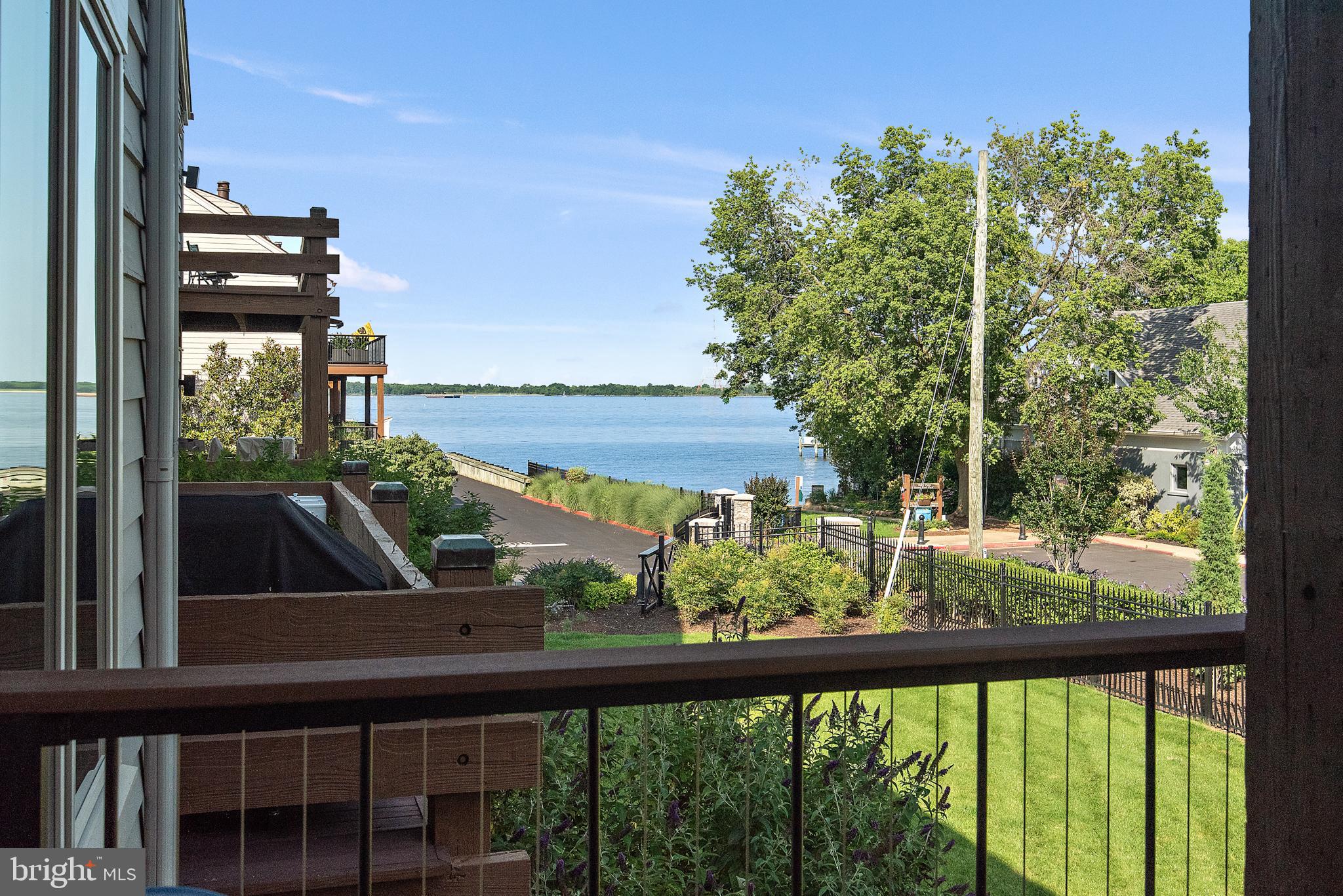 CHESAPEAKE LANDING - Residential