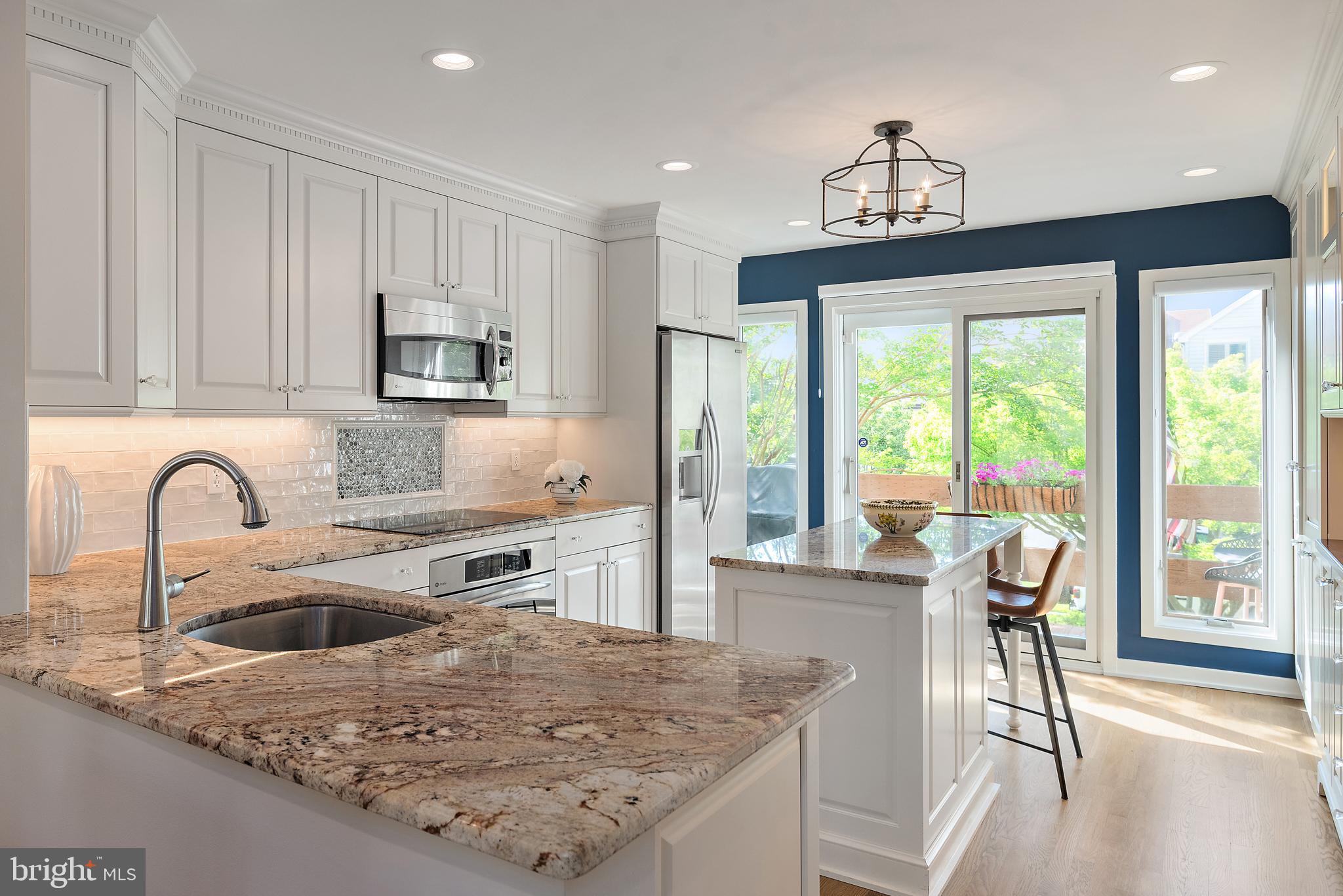 CHESAPEAKE LANDING - Residential