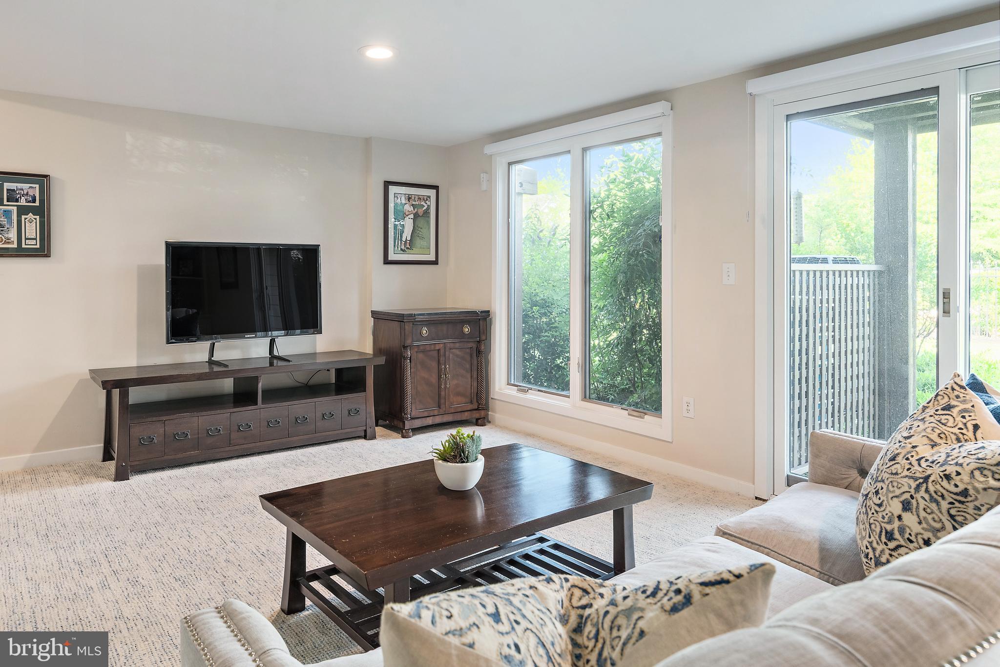 CHESAPEAKE LANDING - Residential