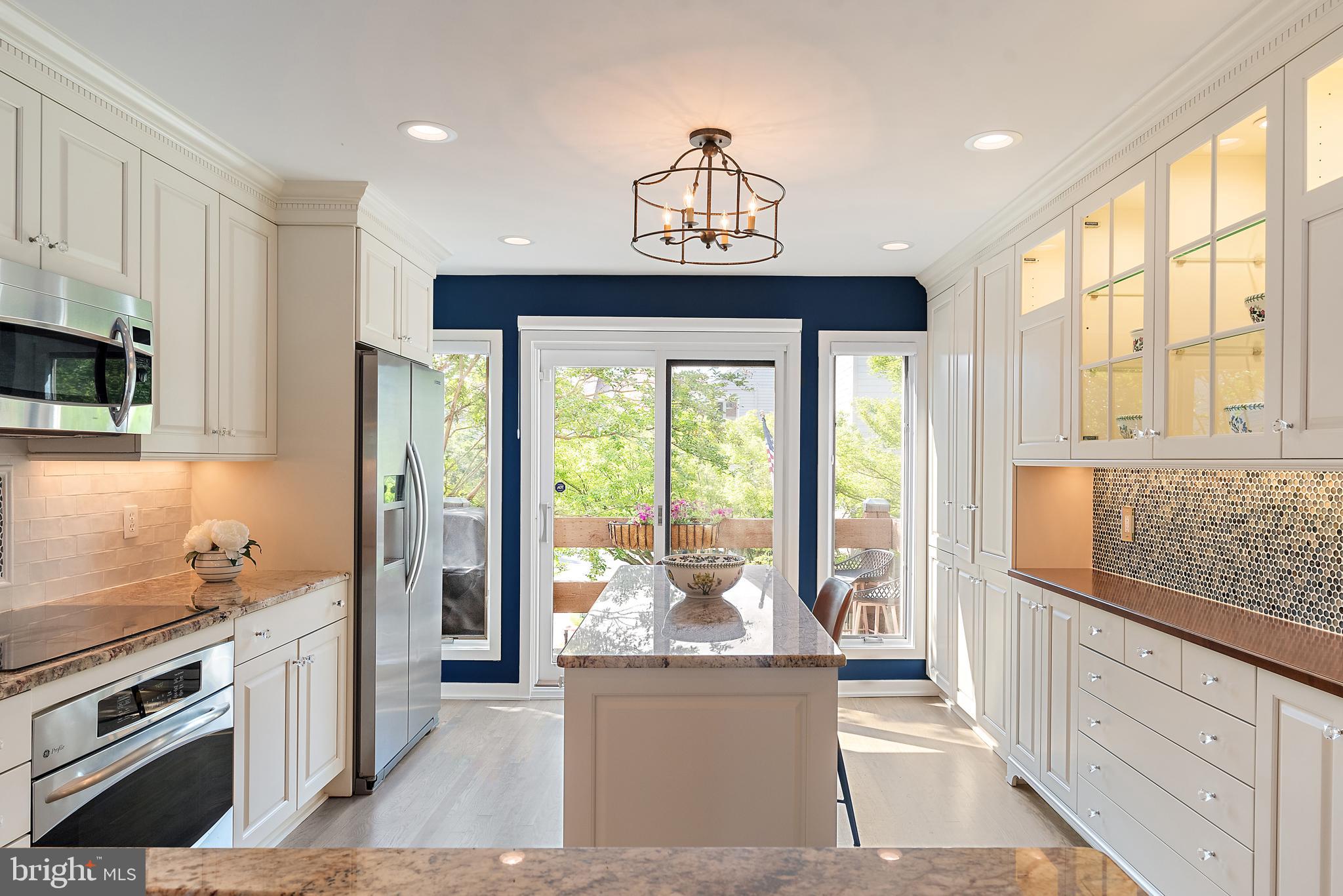 CHESAPEAKE LANDING - Residential