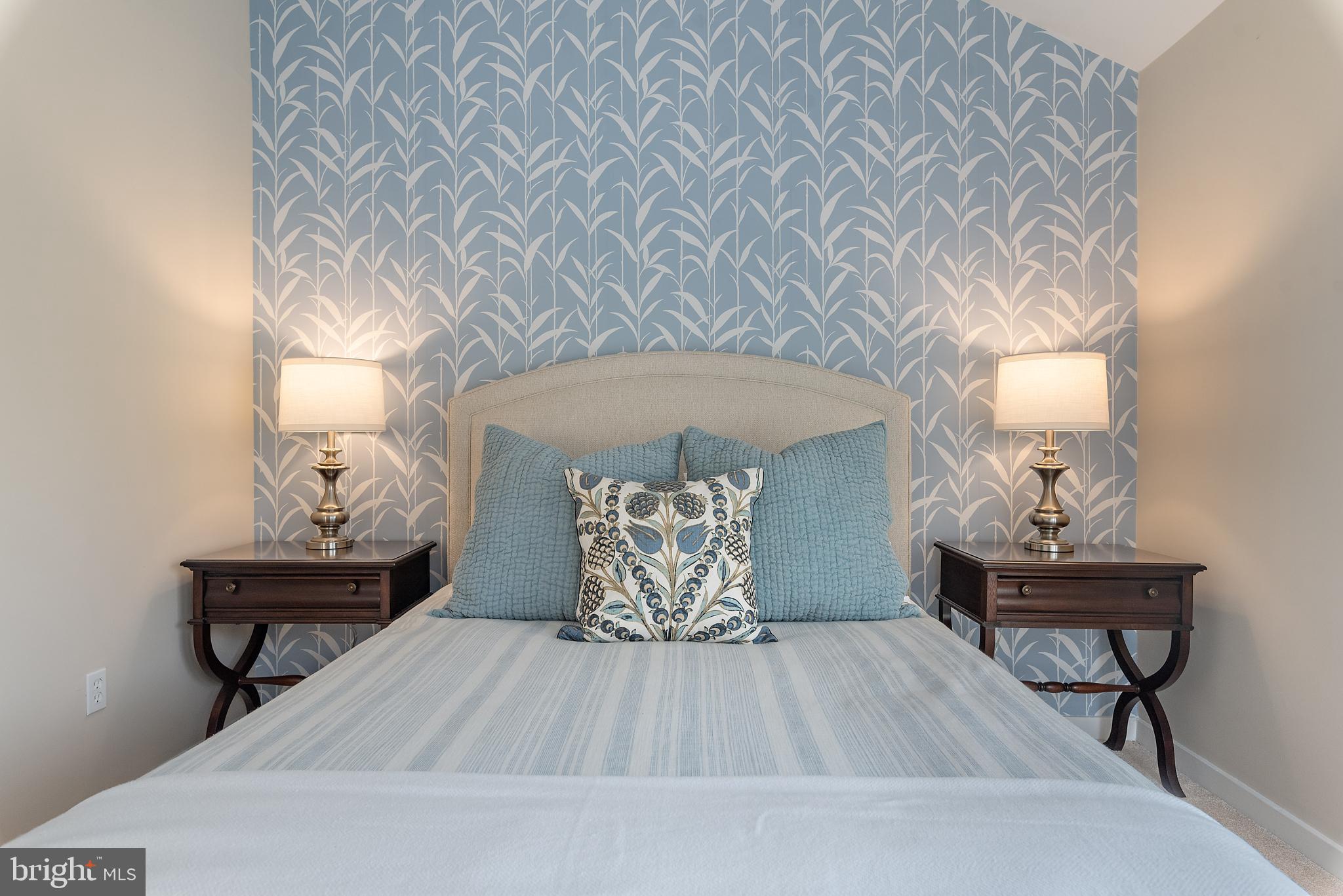 CHESAPEAKE LANDING - Residential