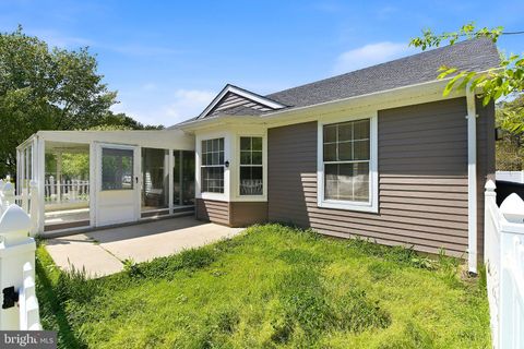 Tiny photo for 13 Abbey Court, FORKED RIVER, NJ 08731 (MLS # NJOC2042080)