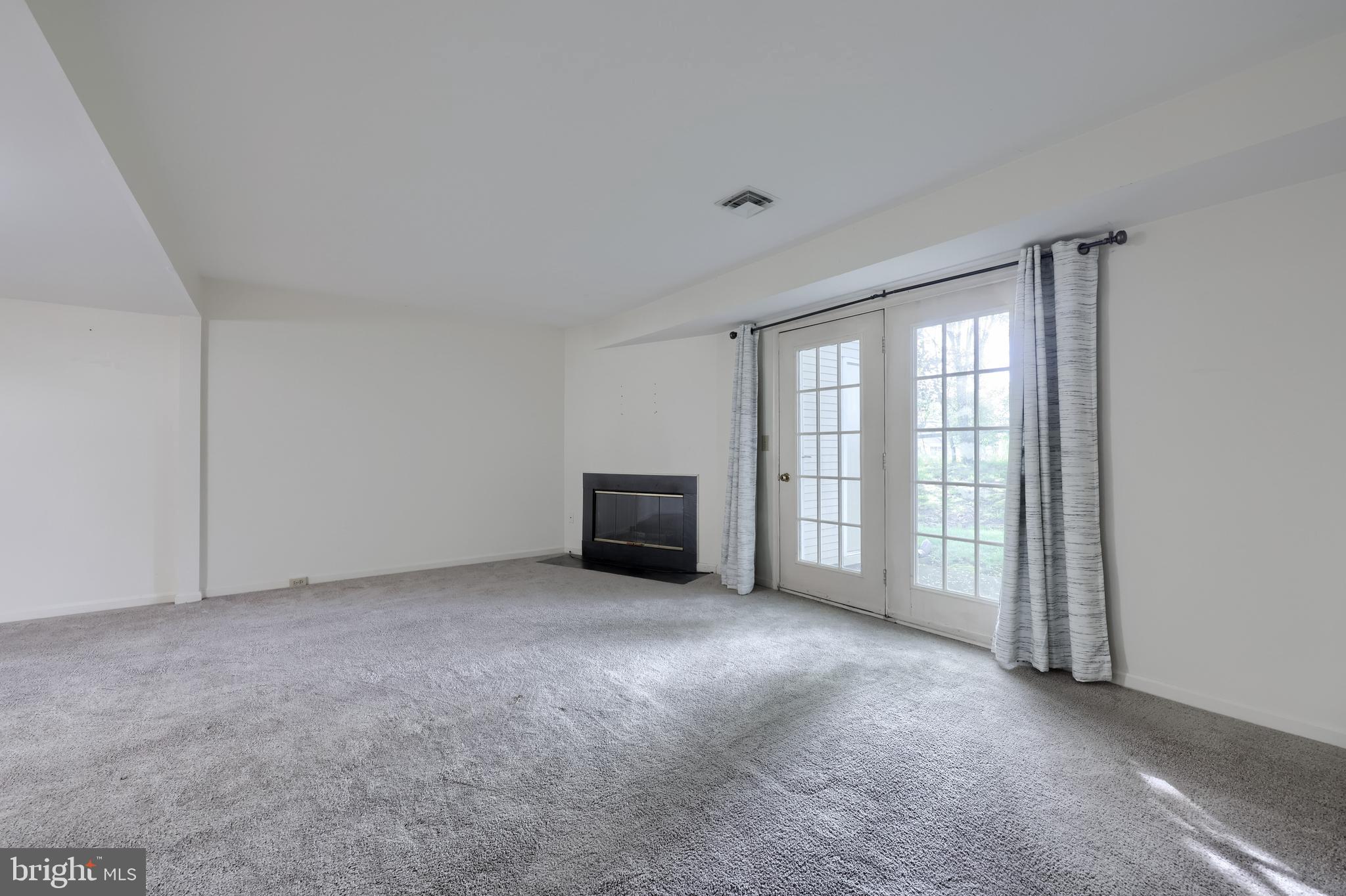 ROCKLEDGE PALMYRA PA - Residential