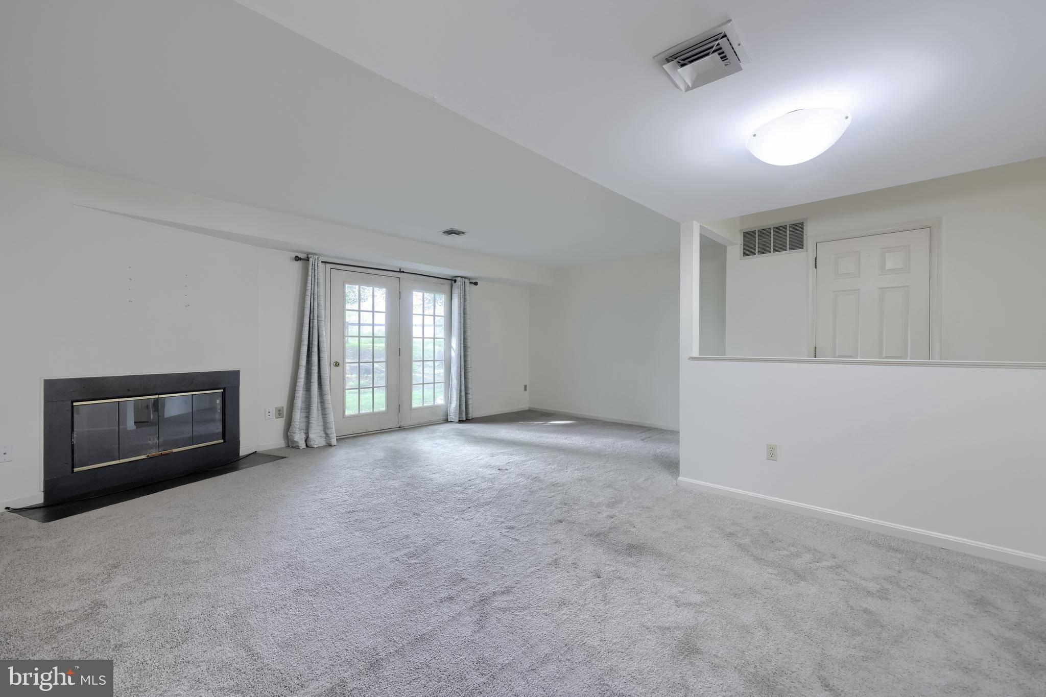 ROCKLEDGE PALMYRA PA - Residential