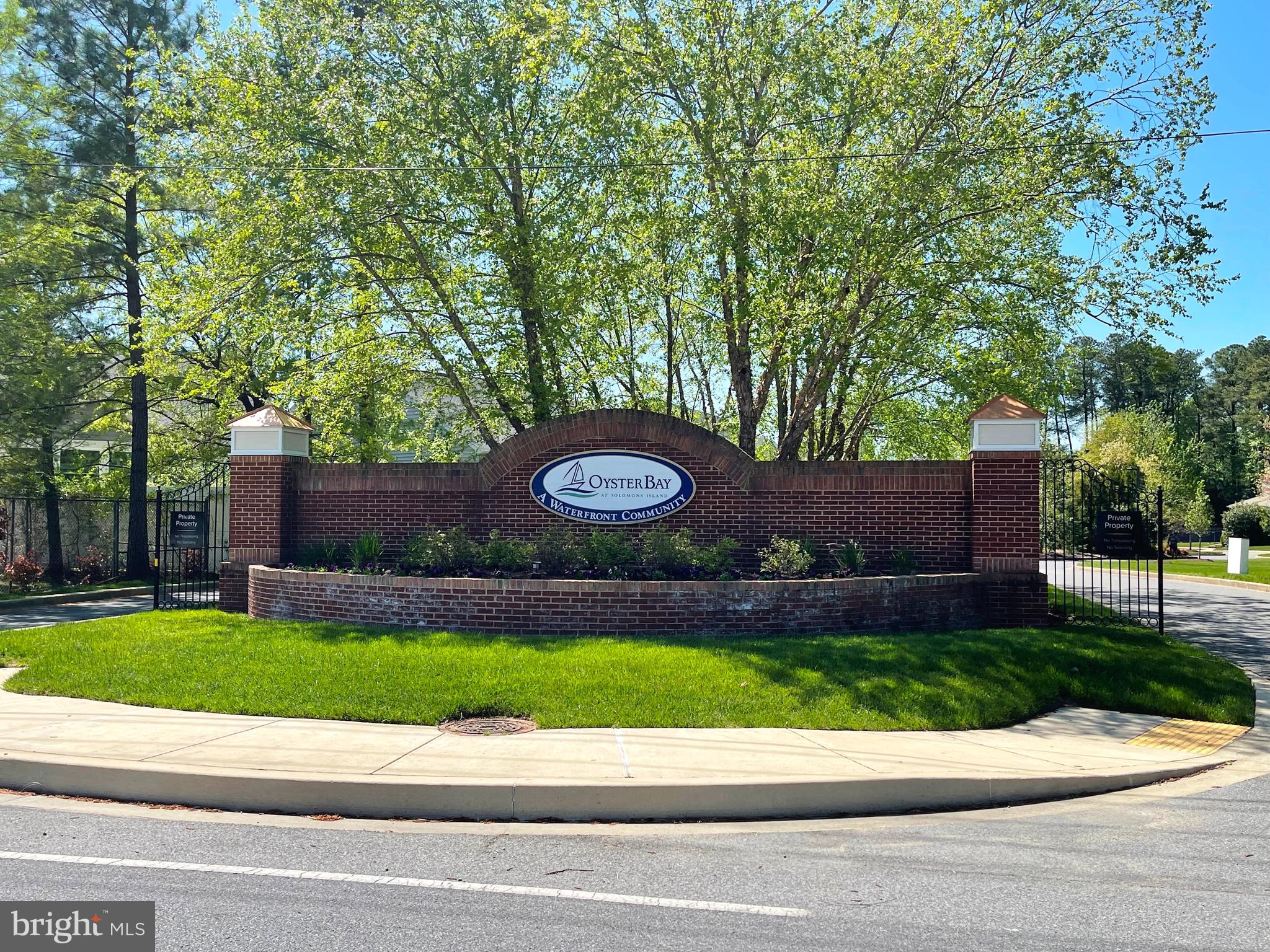 OYSTER BAY CONDOMINIUMS - Residential Lease