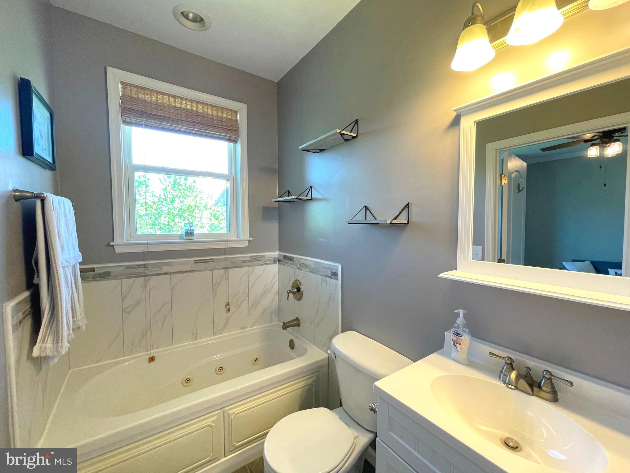 OYSTER BAY CONDOMINIUMS - Residential Lease