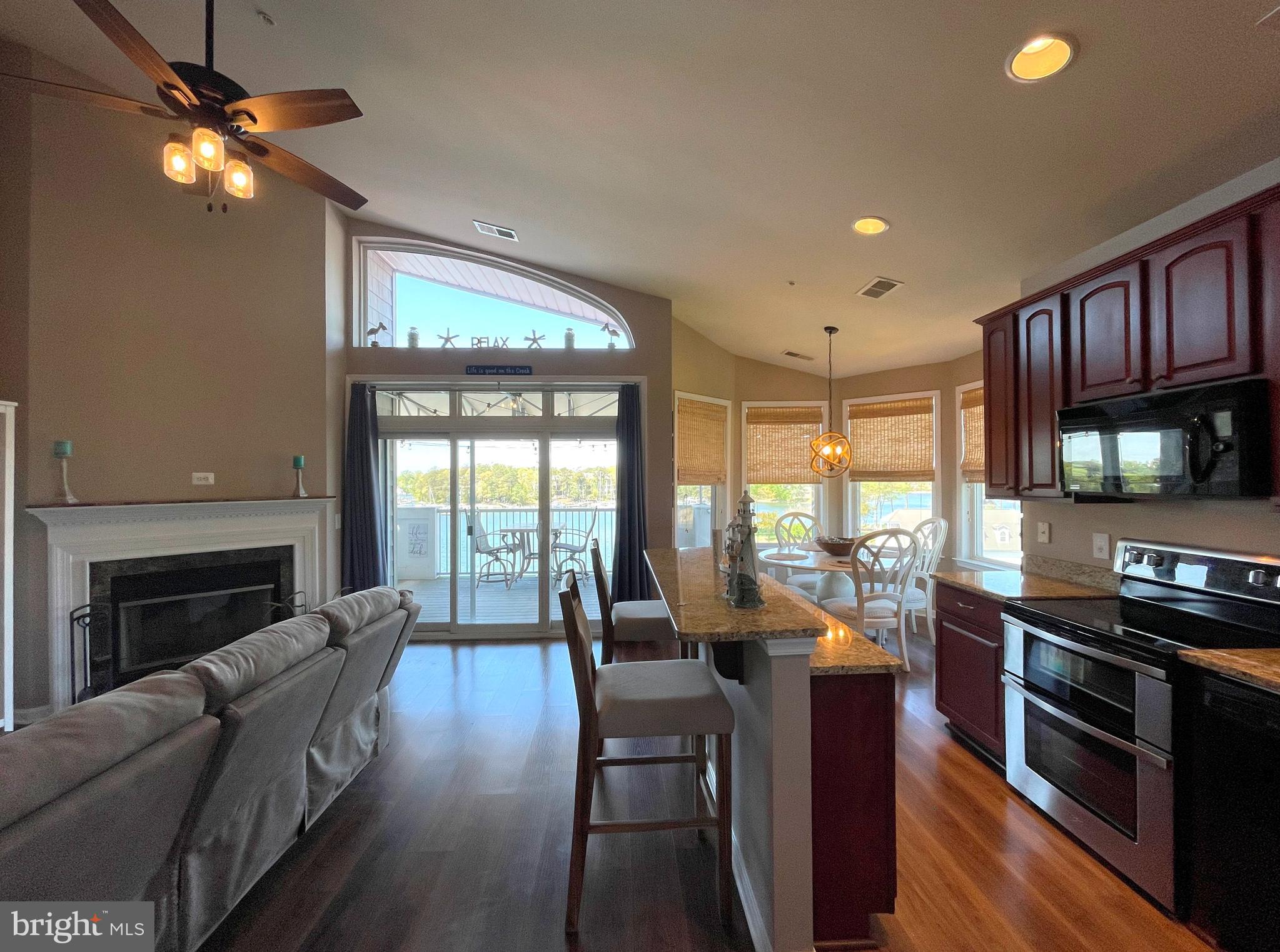 OYSTER BAY CONDOMINIUMS - Residential Lease