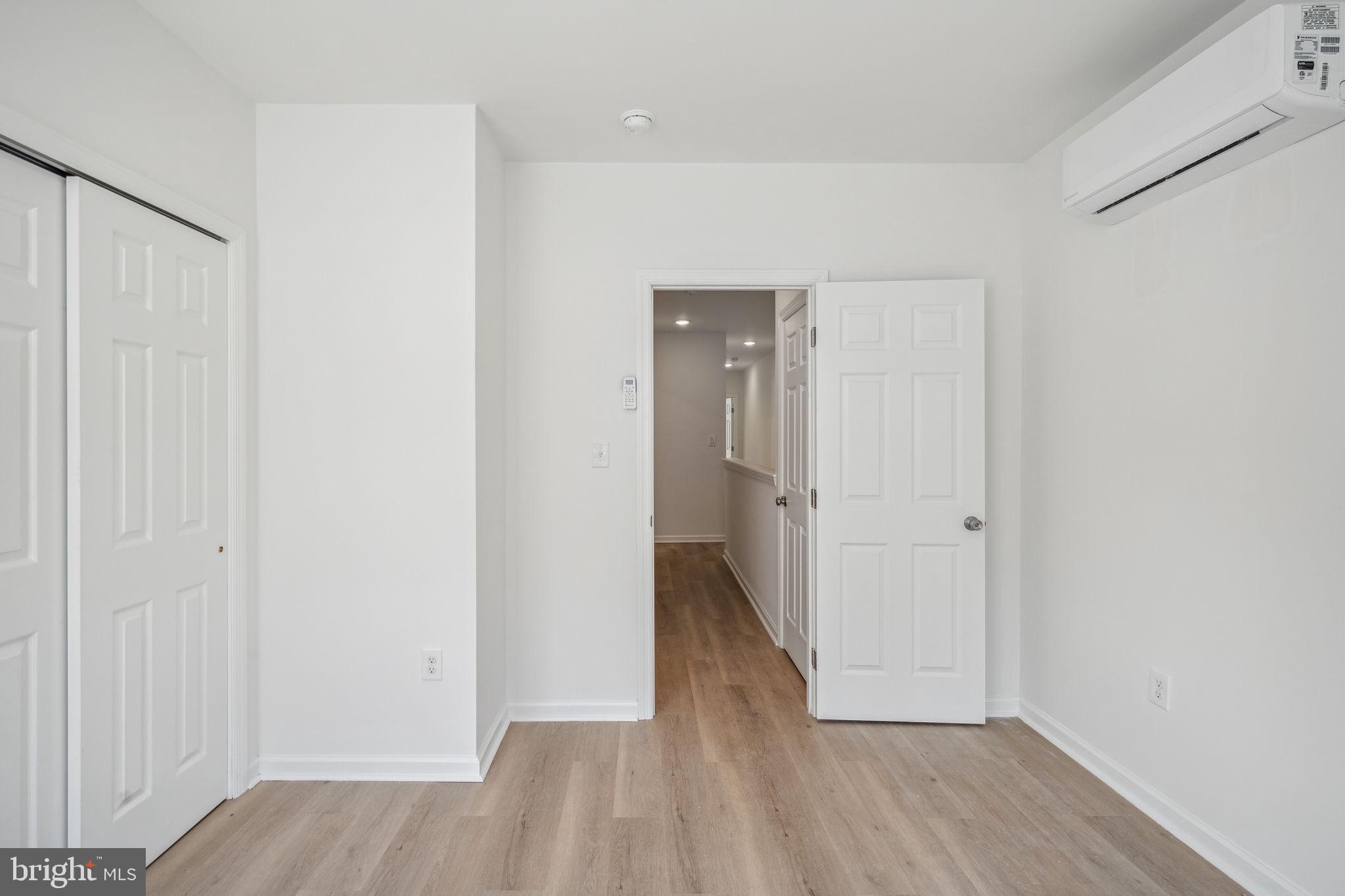 KENSINGTON - Residential Lease