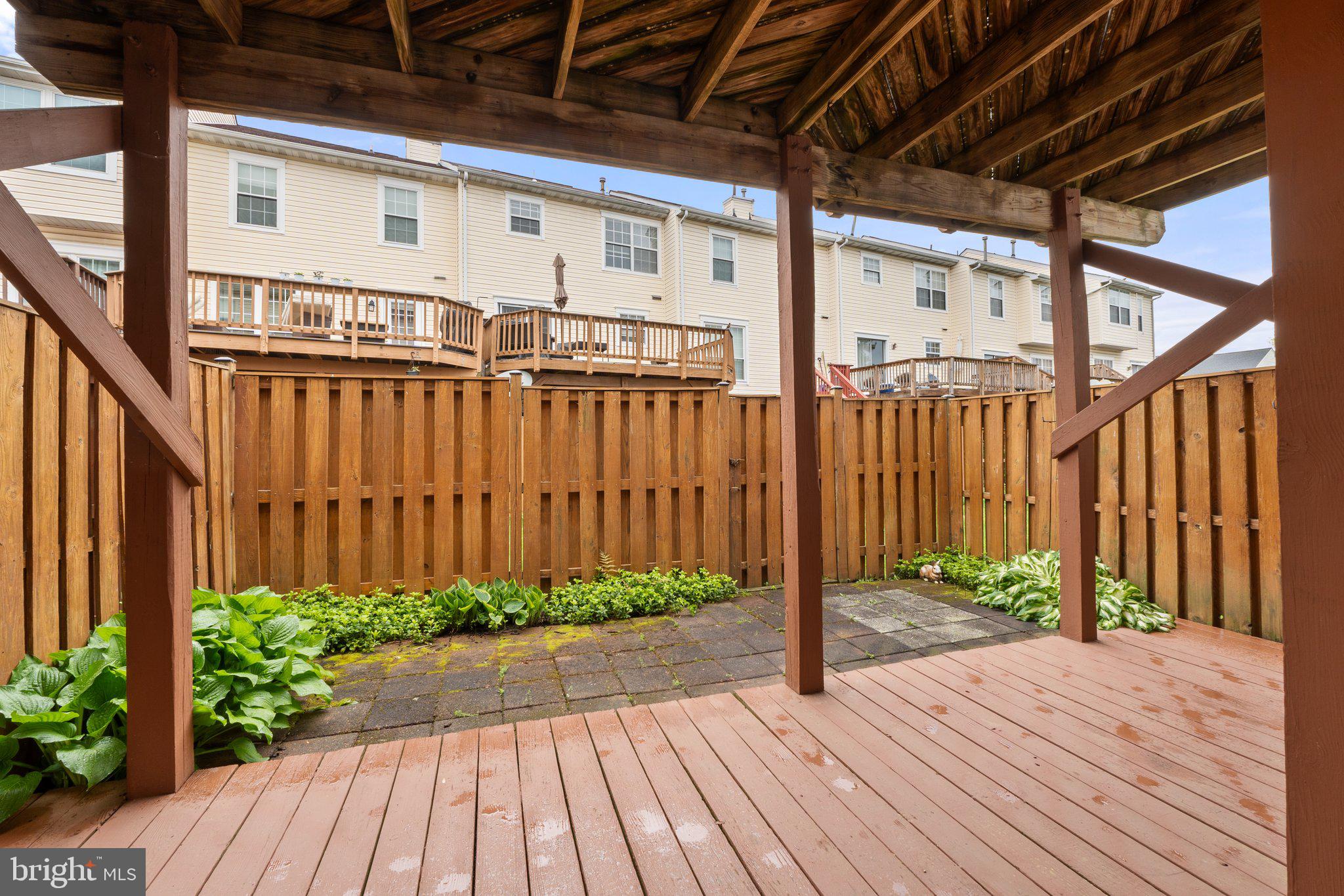 MANCHESTER LAKES - Residential Lease