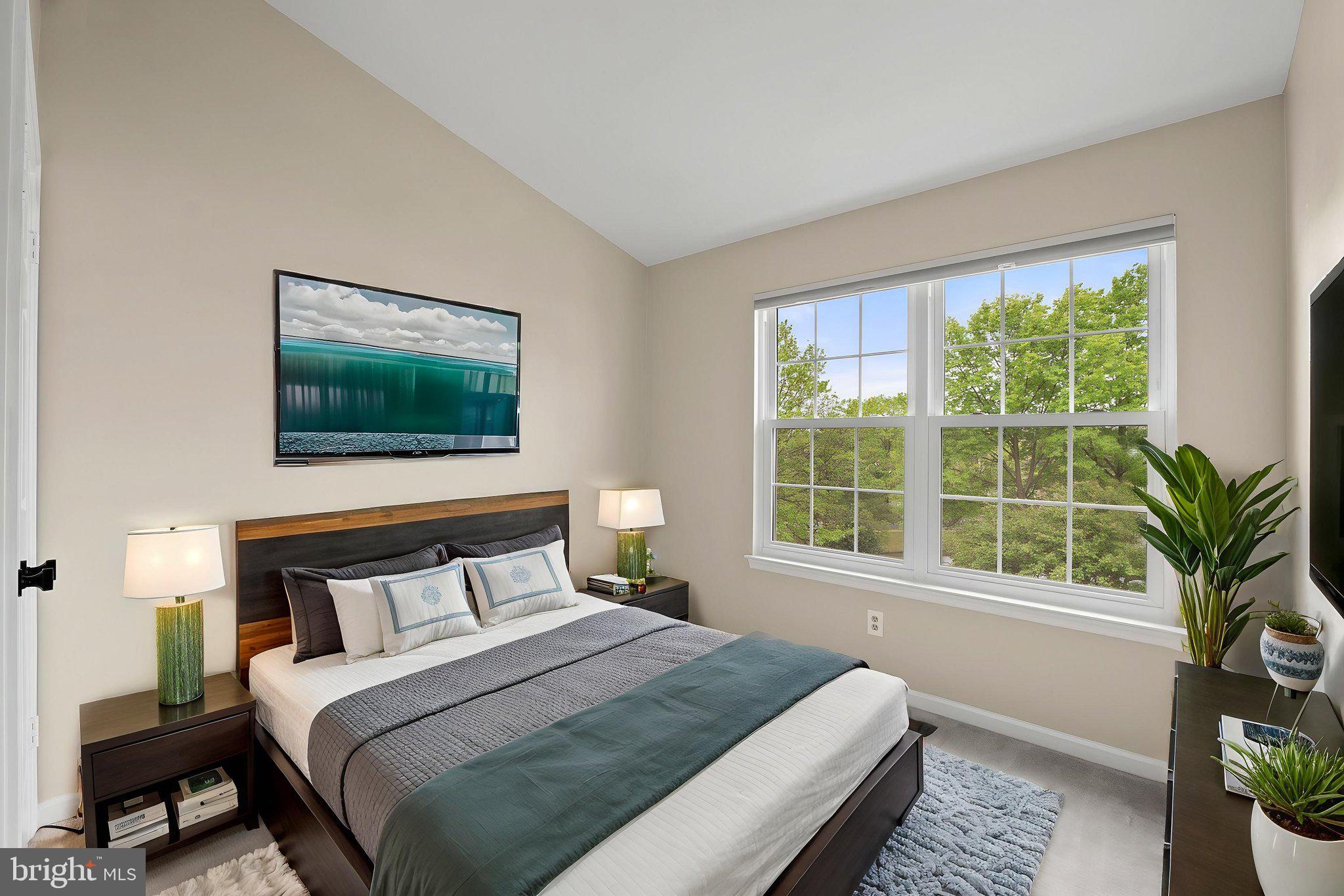 MANCHESTER LAKES - Residential Lease