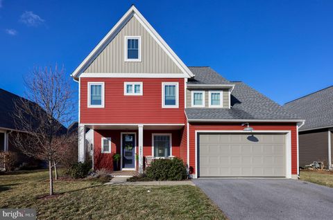 Photo of 1421 Willow Creek Drive, MOUNT JOY, PA 17552 (MLS # PALA2064222)