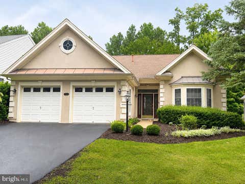 Photo of 15416 Championship Drive, HAYMARKET, VA 20169 (MLS # VAPW2129012)