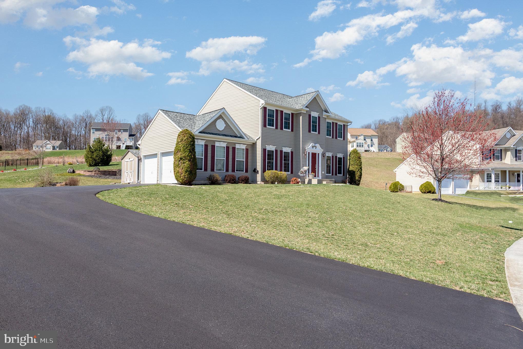 BRIARCLIFF - Residential