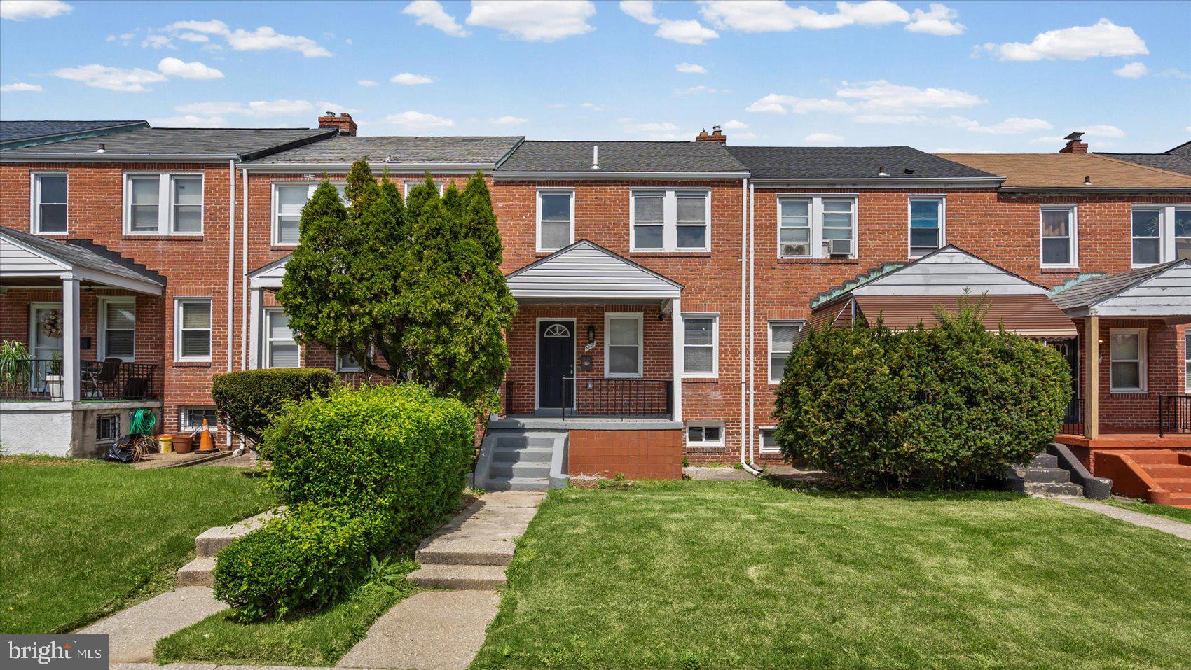 EAST ARLINGTON - Residential