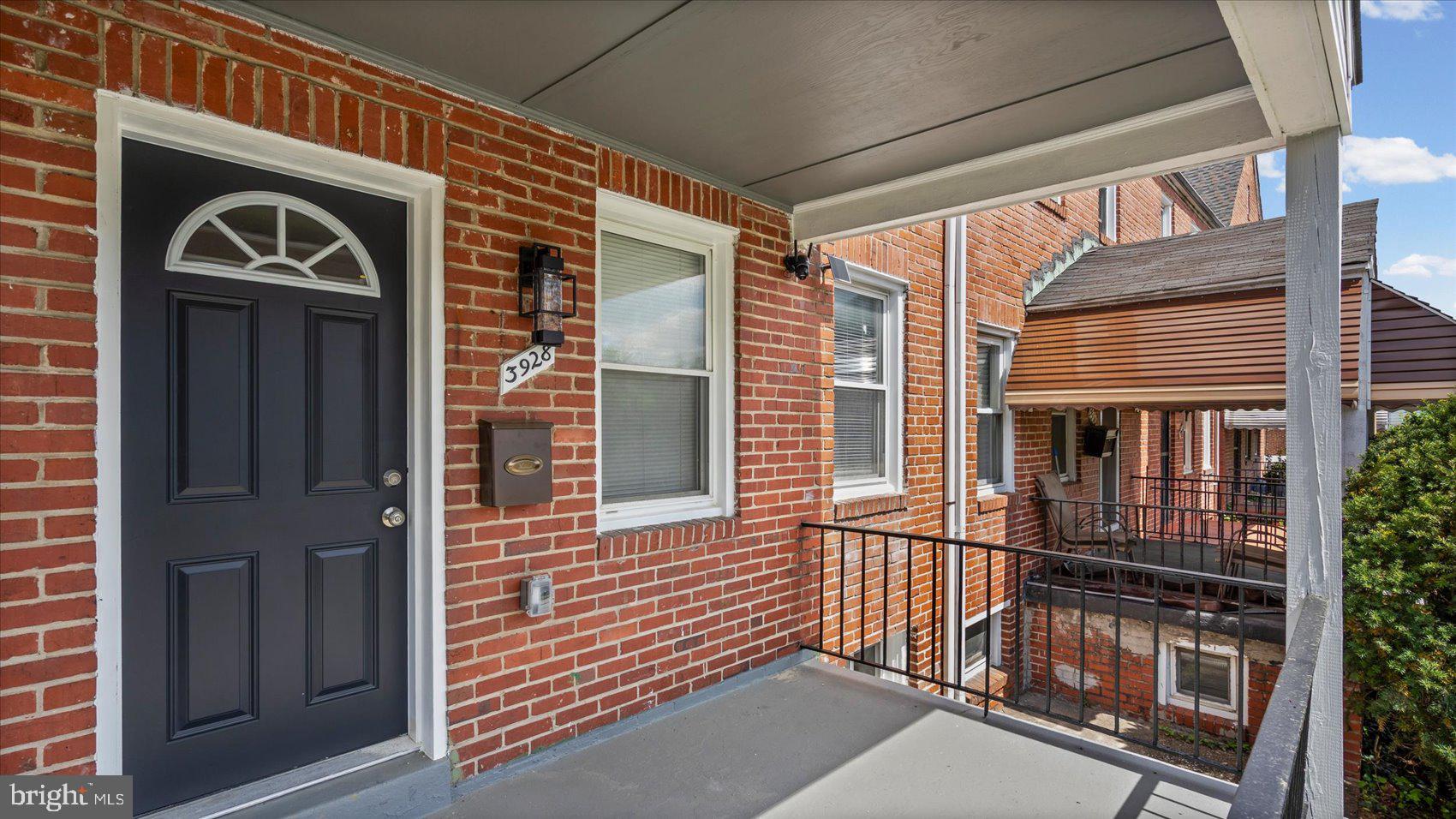 EAST ARLINGTON - Residential