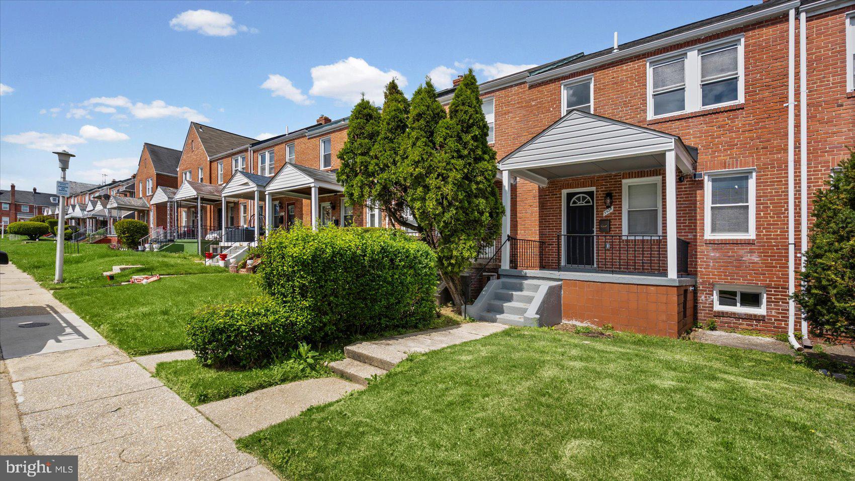 EAST ARLINGTON - Residential